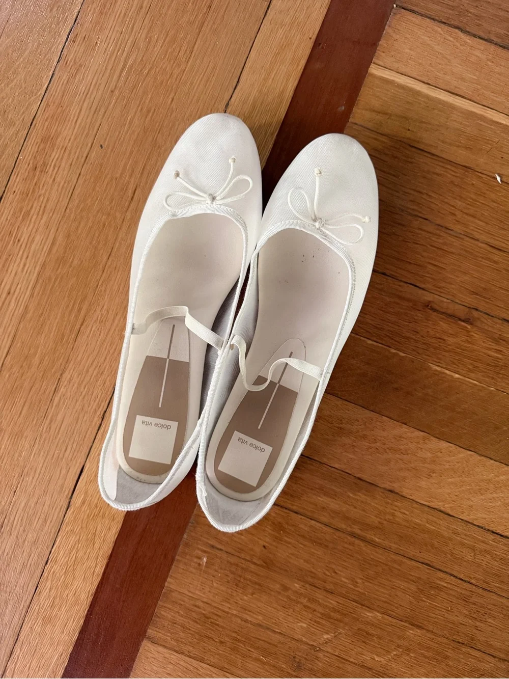 Dolce Vita Women's Cadel White Ballet Flats with Bow size 10